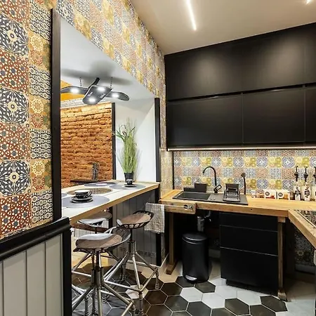 Friday's Apartment *